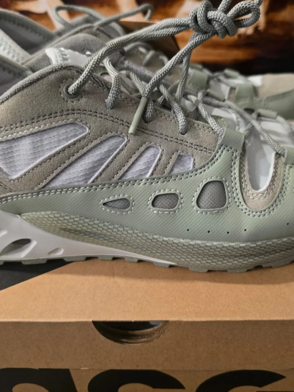 Nike ACG Air Exploraid Jade Horizon and White FV2925-300 Men's Sz 11 Hiking NEW - Picture 6 of 14